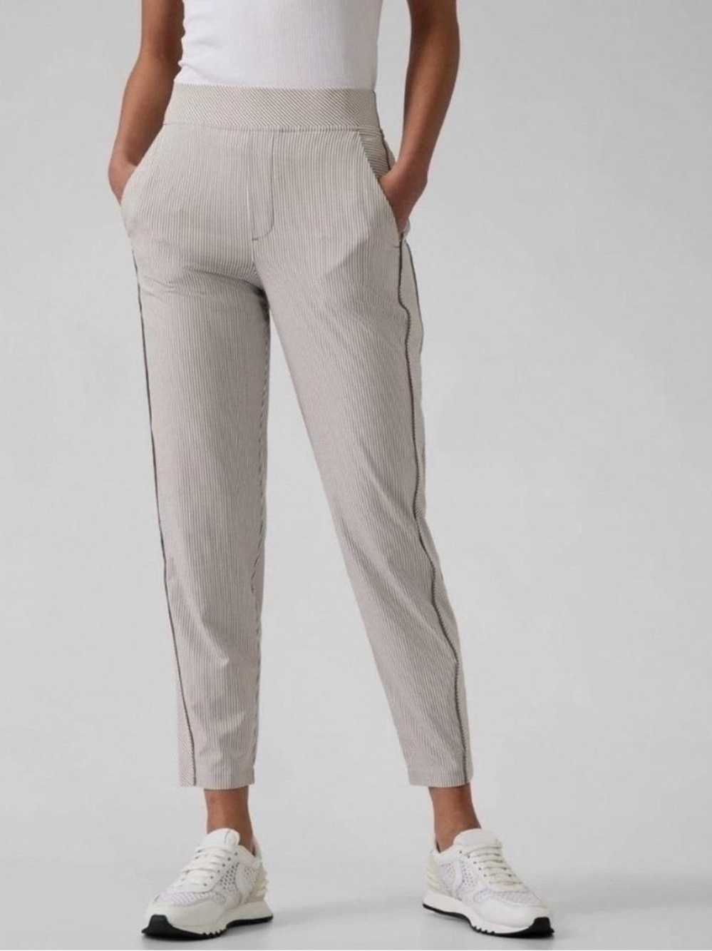 Athleta Brooklyn Textured Ankle Pants size 4